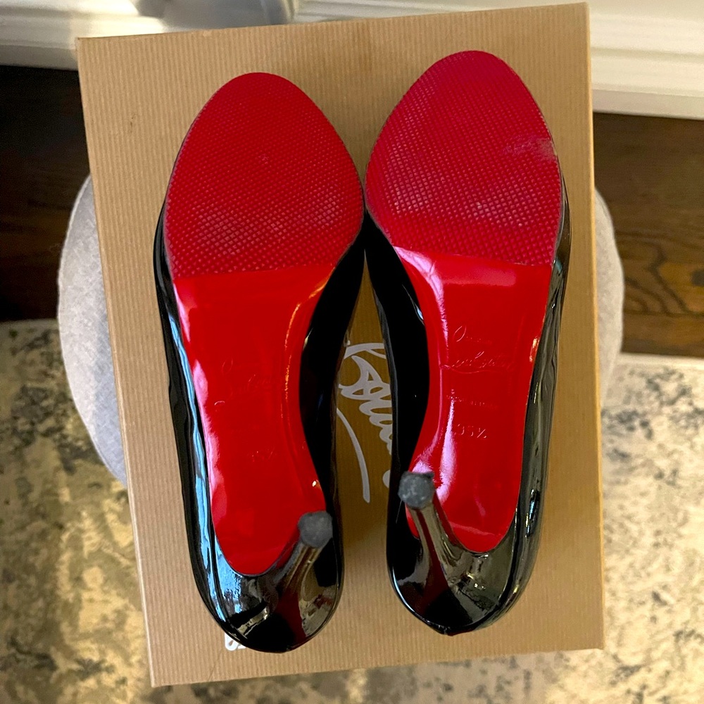 Christian Louboutin size 35.5 (5.5)